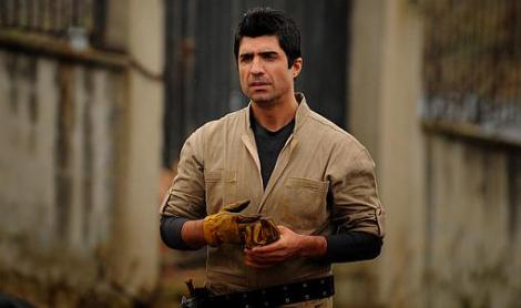 Evim Sensin - Ты мой дом: Özcan Deniz -İskender