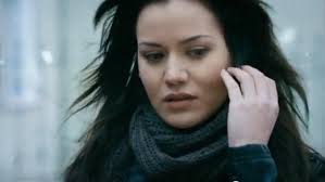 Evim Sensin - Ты мой дом: Fahriye Evcen -Лейла